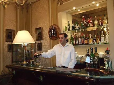Aiglon Hotel