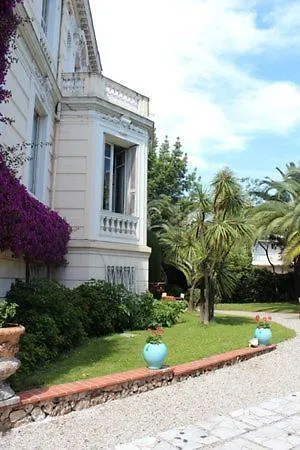 Aiglon Hotel
